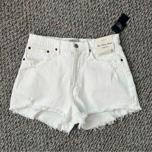 NWT Abercrombie curve love mom short